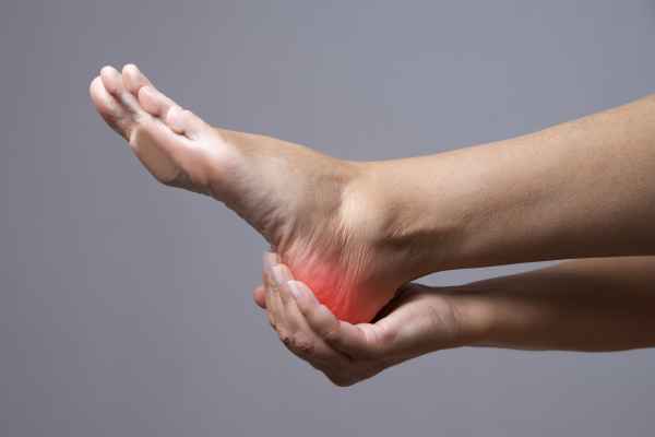 วิธีลดอาการปวดส้นเท้า